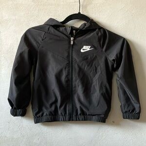 Nike dri-fit boys 4t thin black jacket
